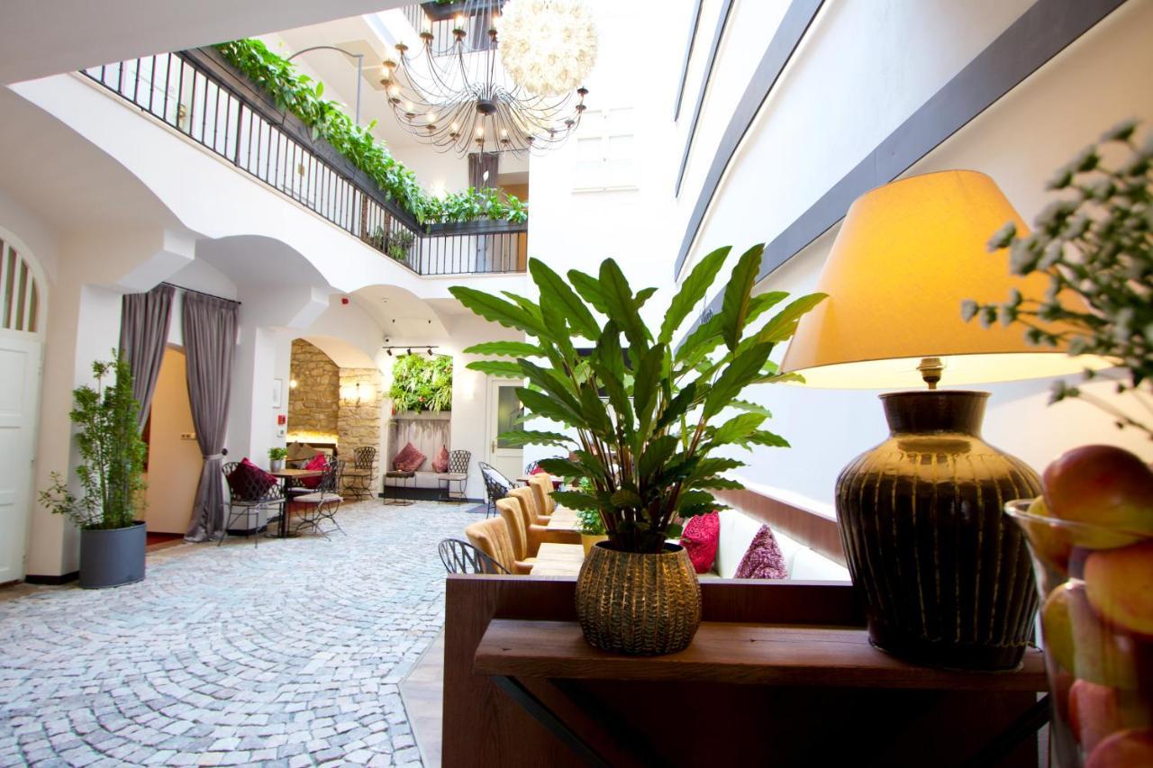 โฮเต็ล เรสซิเดนซ์ แอคเนส Hotel ปราก ภายนอก รูปภาพ