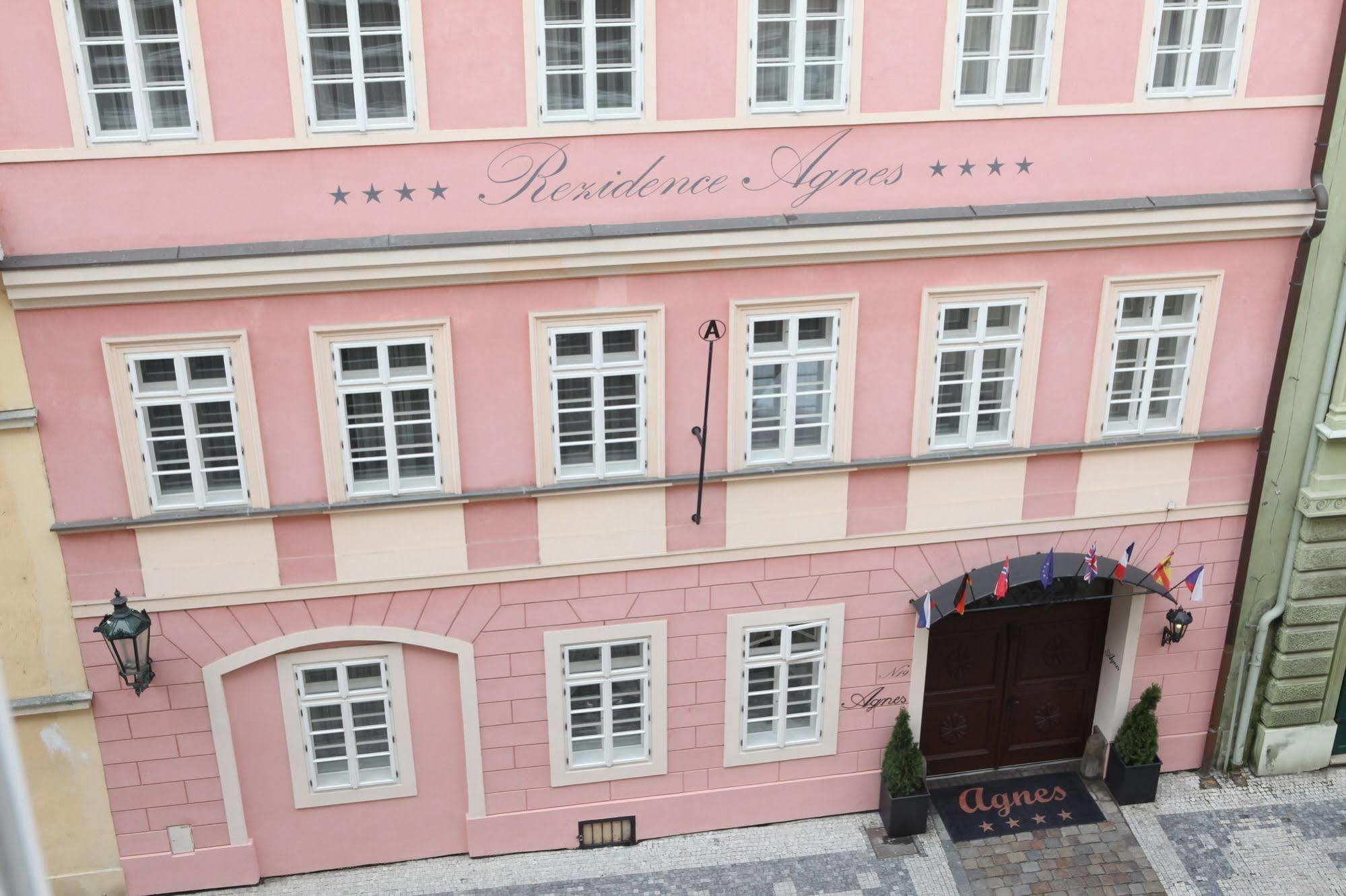 โฮเต็ล เรสซิเดนซ์ แอคเนส Hotel ปราก ภายนอก รูปภาพ